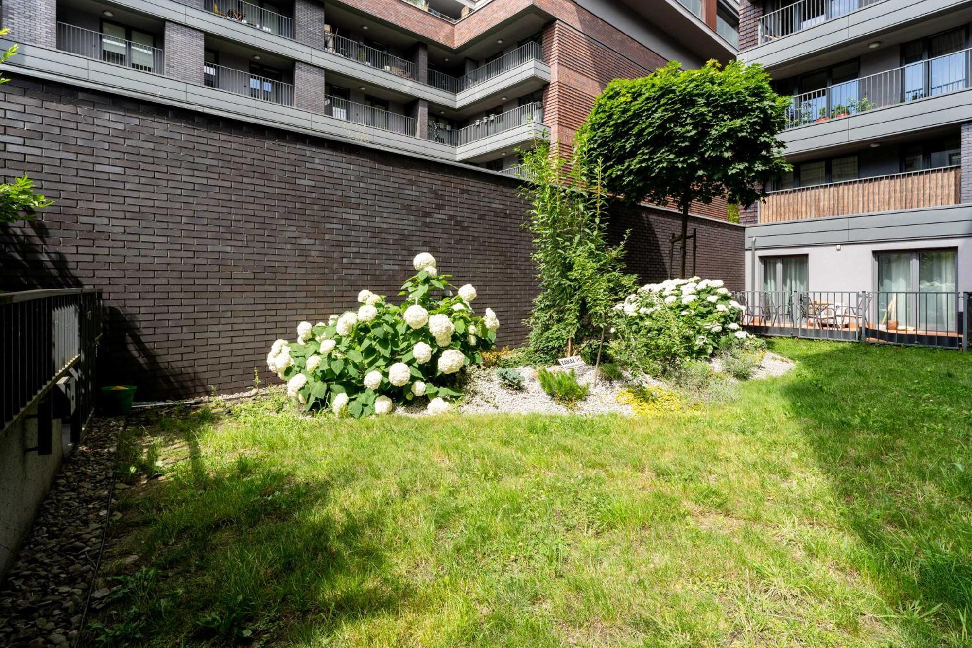 Nadwislanska 11 Apartment With Garden Krakkó Kültér fotó